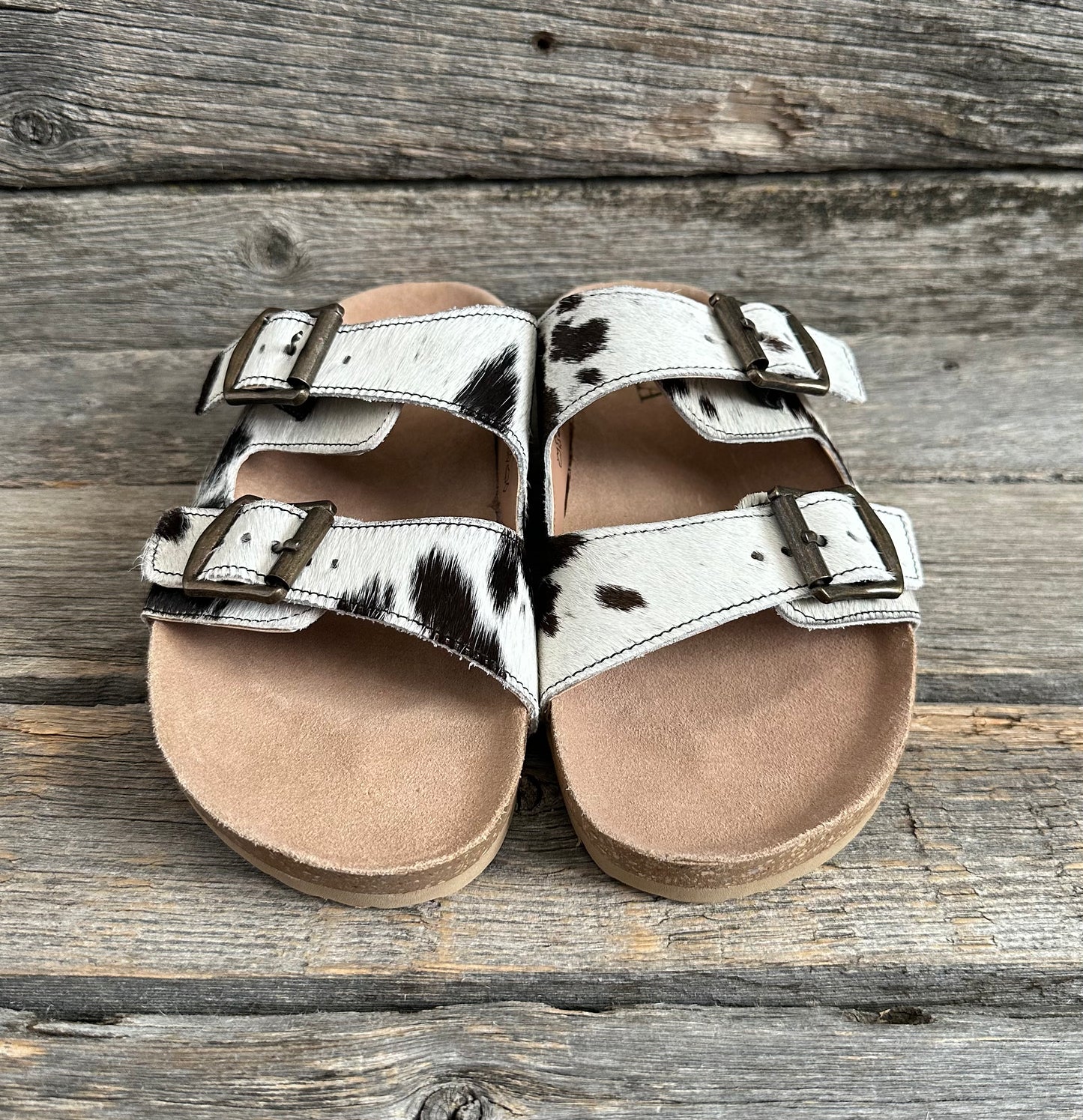 The Lola Cowhide Sandals - Size 9