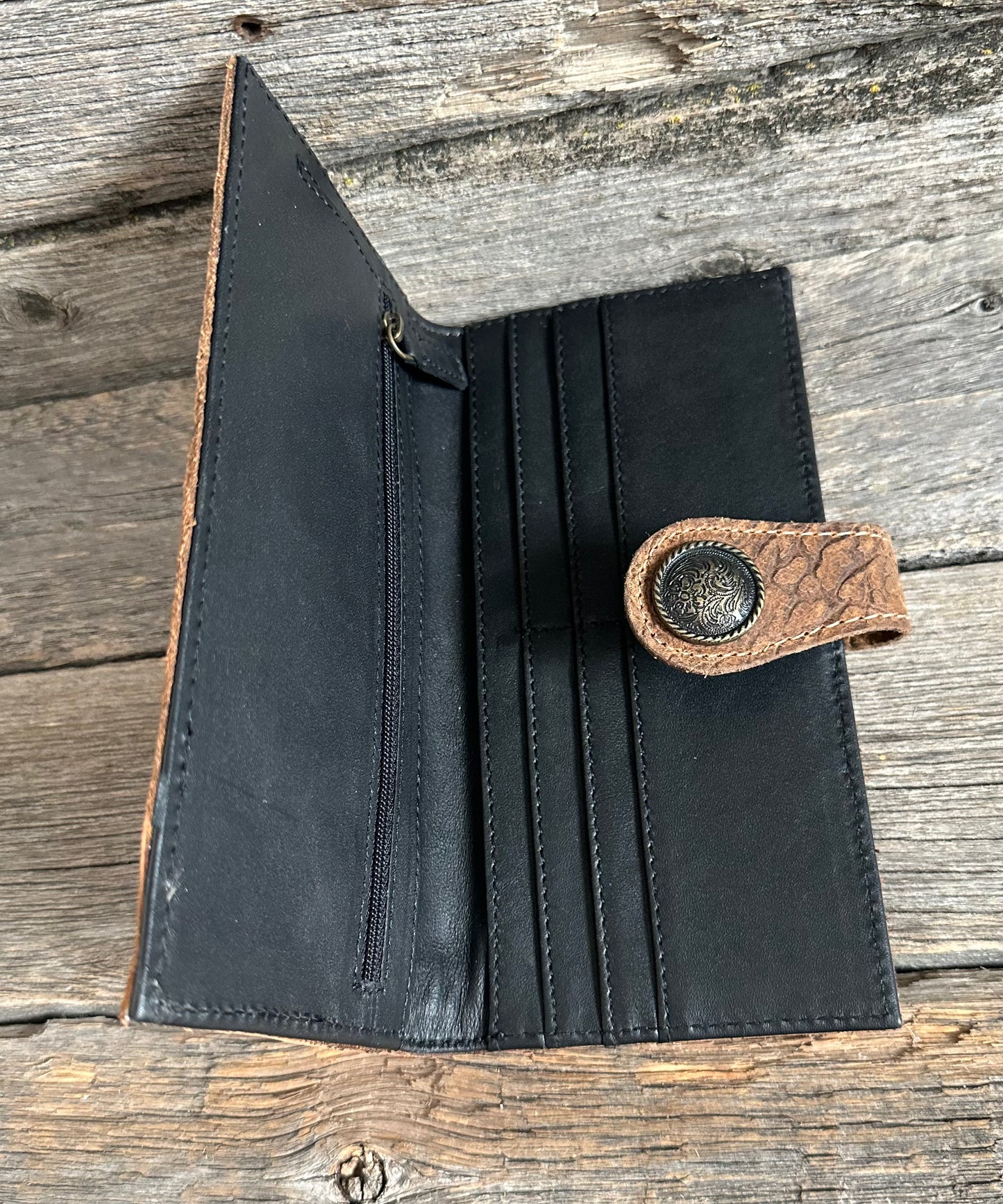 Cowhide Buckstitch Wallet
