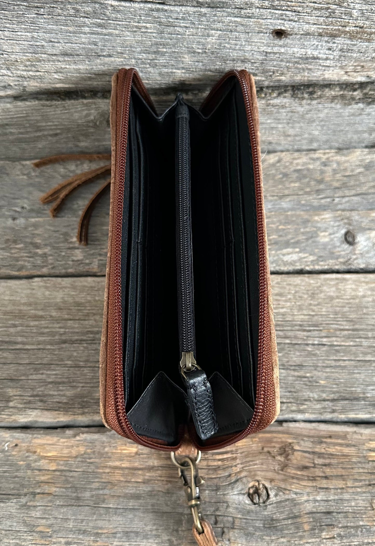 Buckstitch Cowhide Wallet