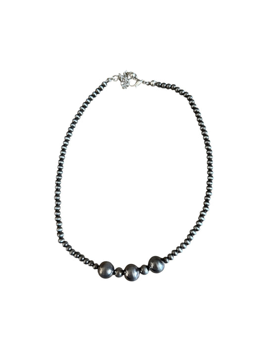 Gunmetal Navajo Pearl Choker