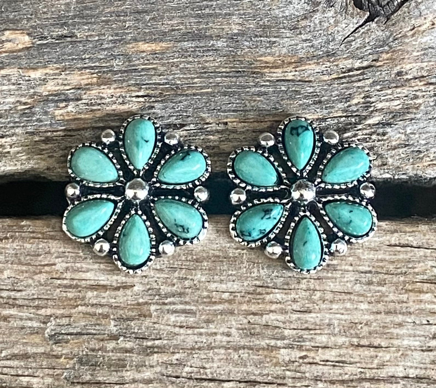 Turquoise Stone Flower Earrings