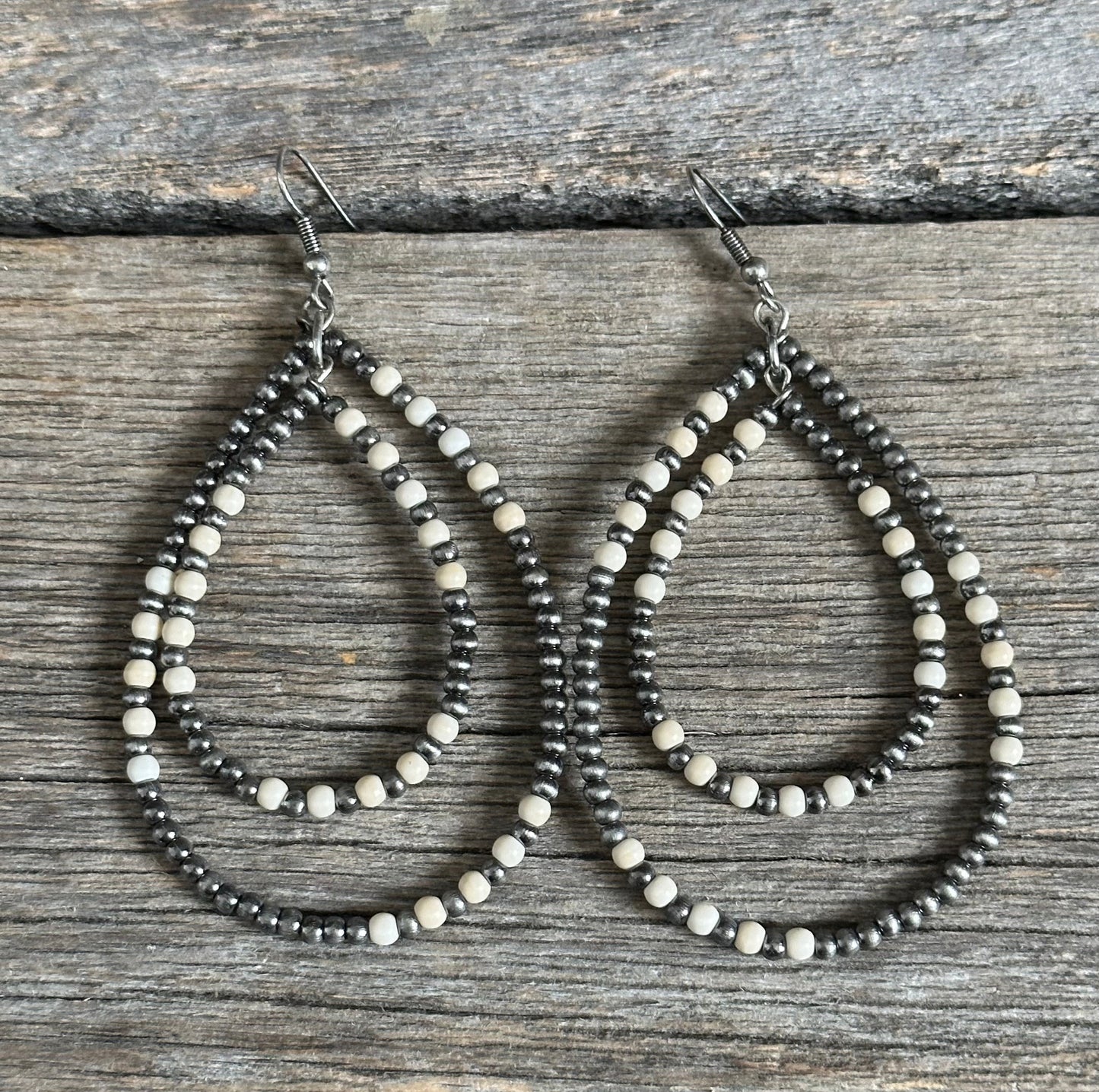 Gunmetal Natural Navajo Pearl Earrings